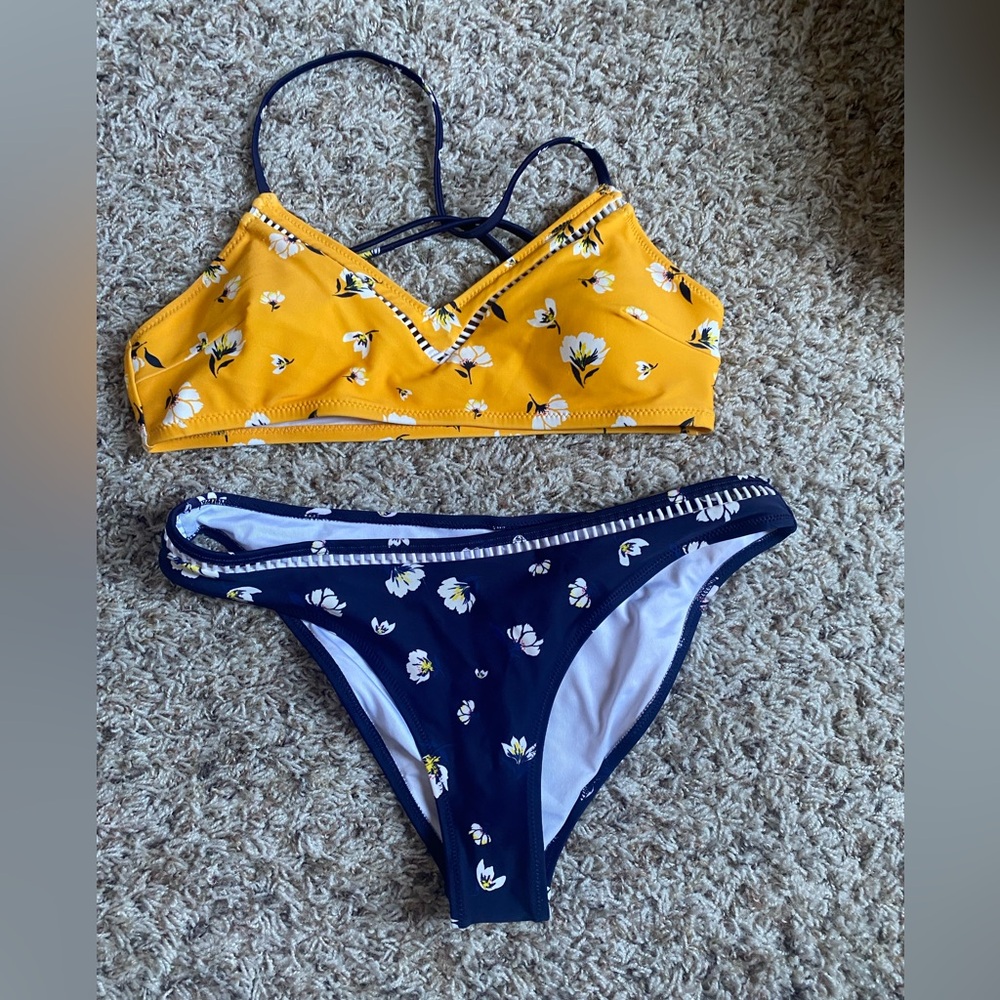 Women’s bikini